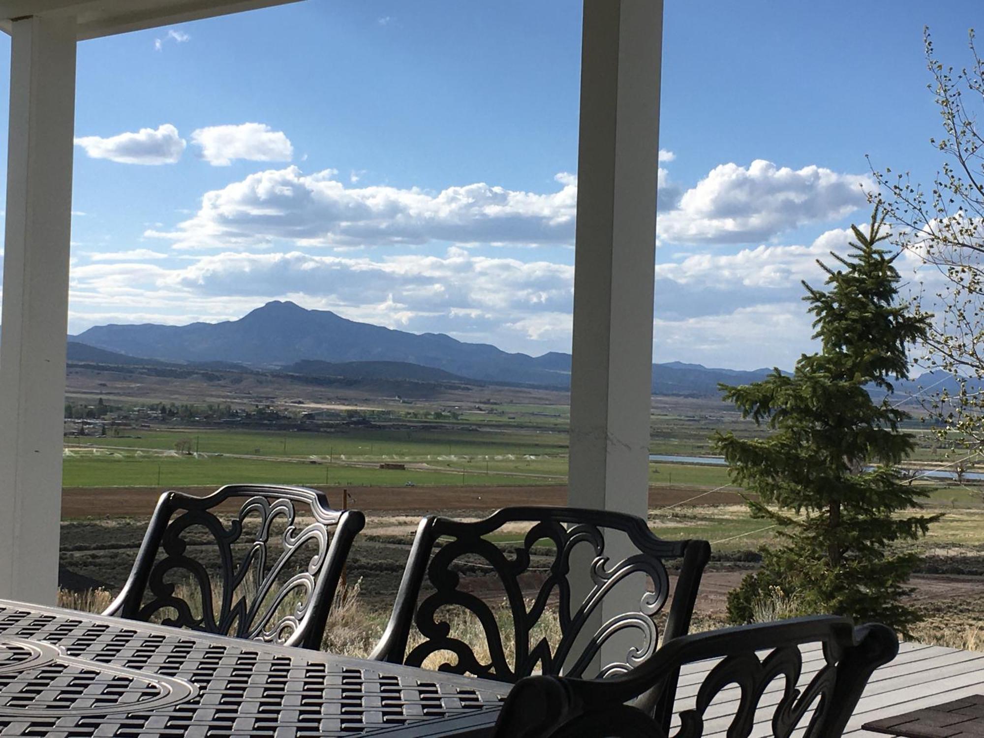 Hilltop Heaven - 5 Star Comfort And Views パンギッ​​チ エクステリア 写真