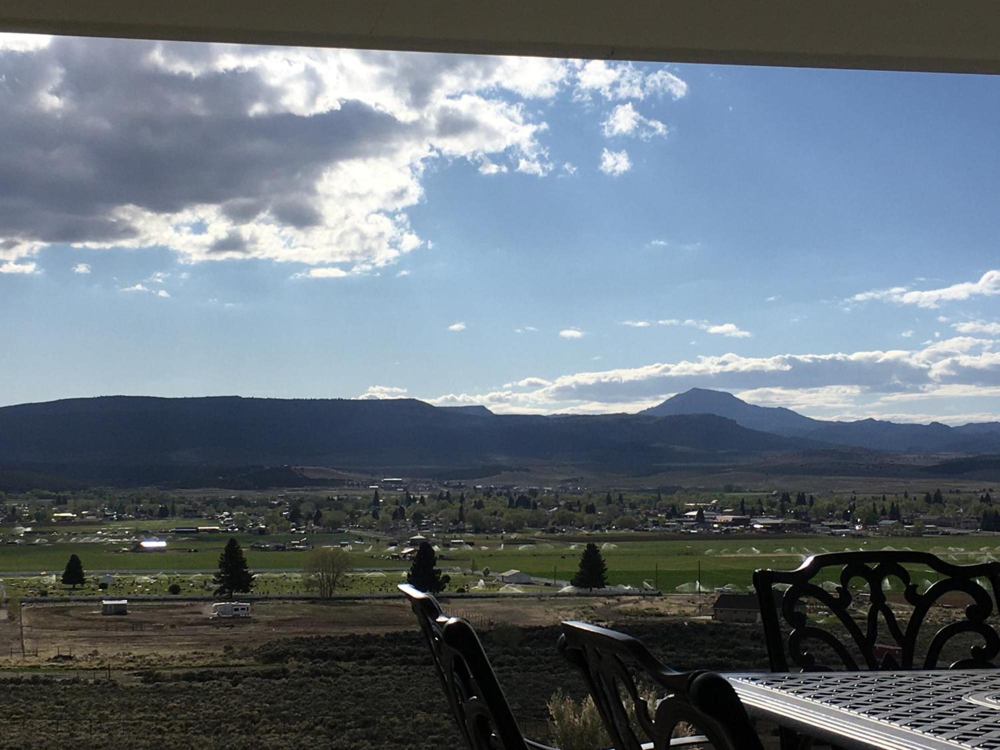 Hilltop Heaven - 5 Star Comfort And Views パンギッ​​チ エクステリア 写真
